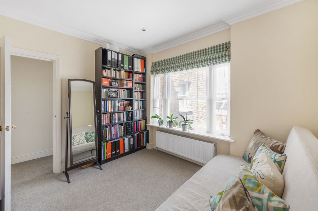 Property photo 2 of 12 6 ? 78 Lexham Garden