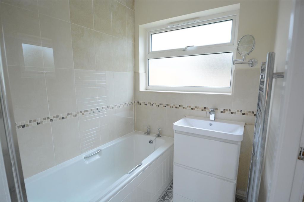 Property photo 3 of 11 6.Jpg