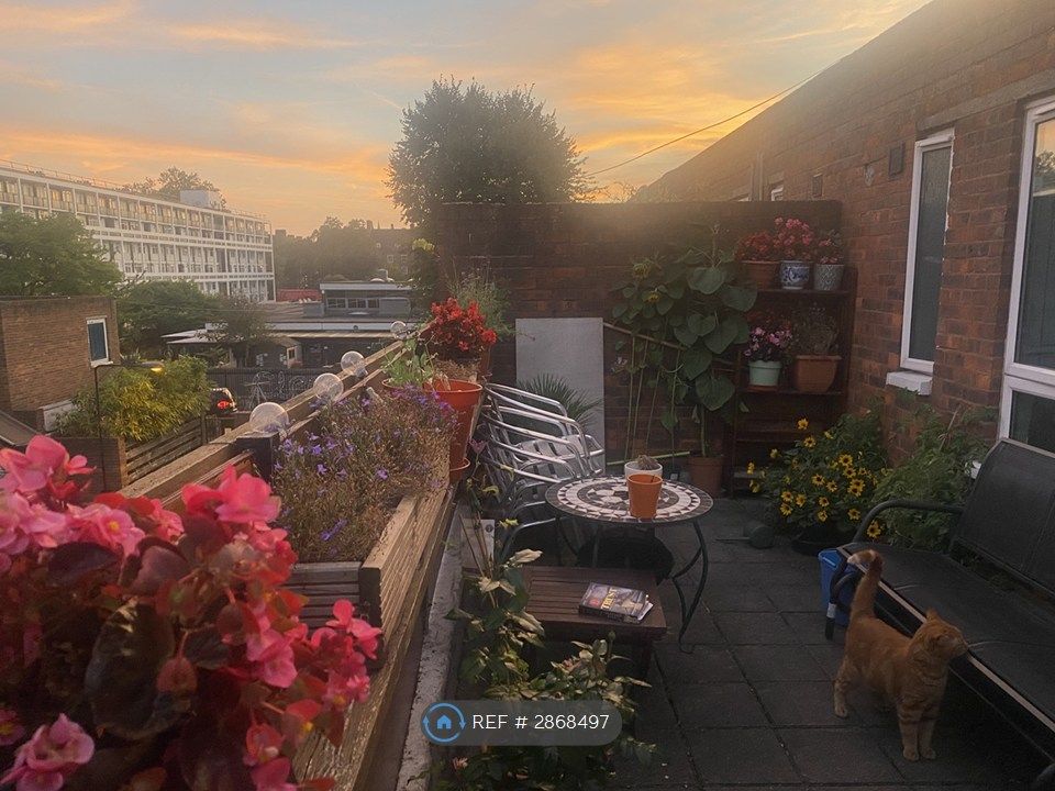 Property photo 3 of 12