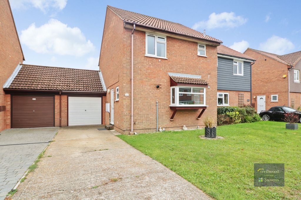 Property photo 1 of 18