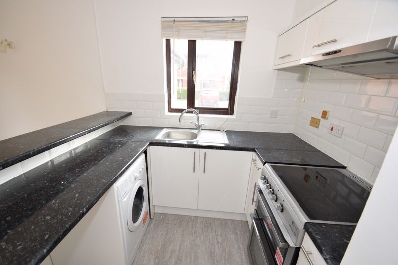 Property photo 2 of 10 Photo 11