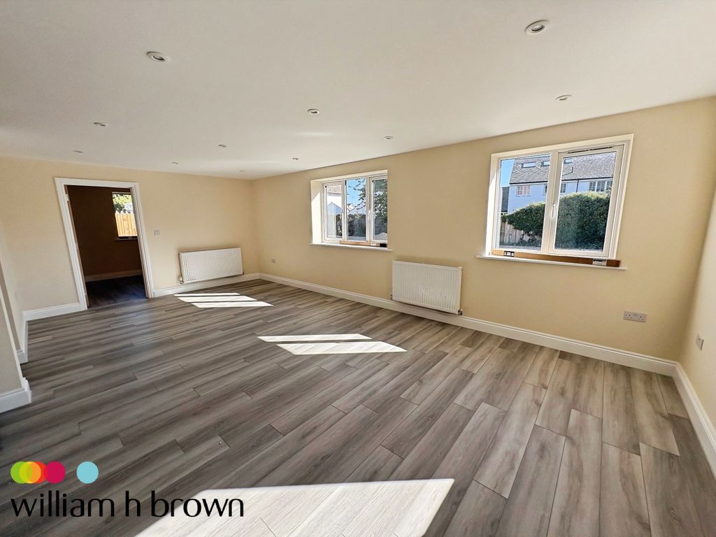 Property photo 2 of 10 View