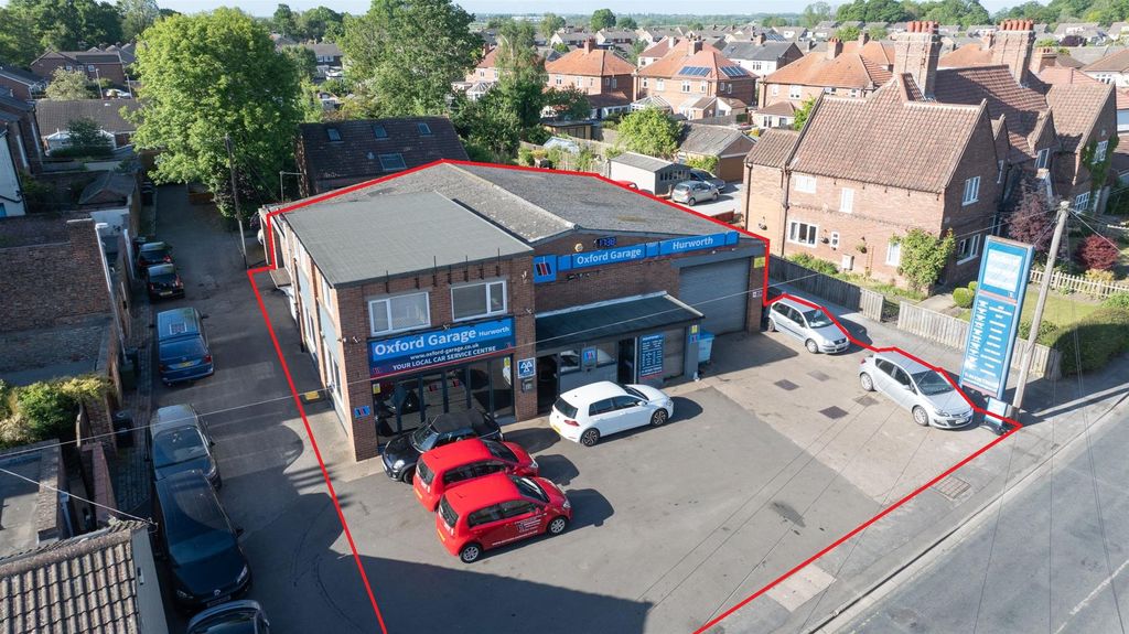 Property photo 1 of 12 Oxford Lane Garage, Hurworth-07.Jpg