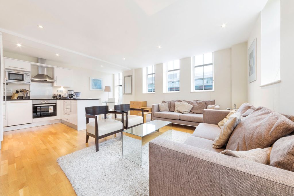 Property photo 1 of 19