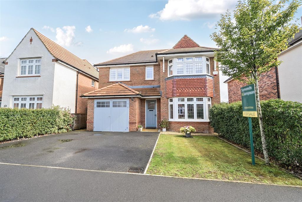 Property photo 1 of 20 Front