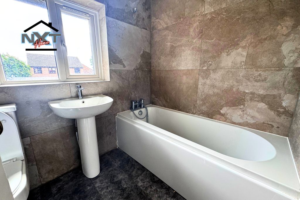 Property photo 3 of 13 Photo 3