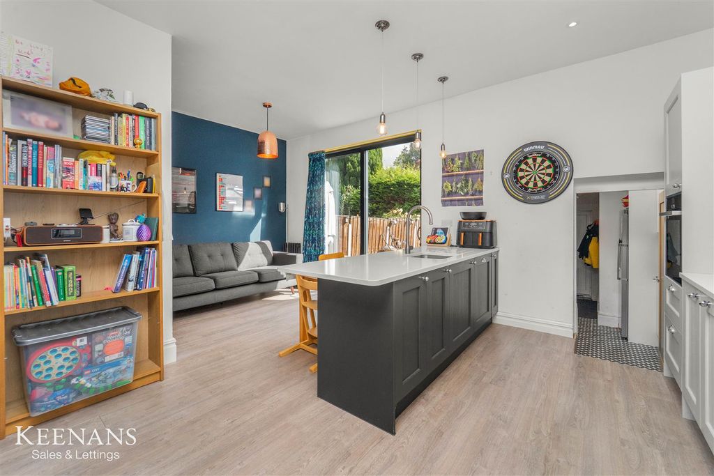 Property photo 2 of 45 2.Jpg