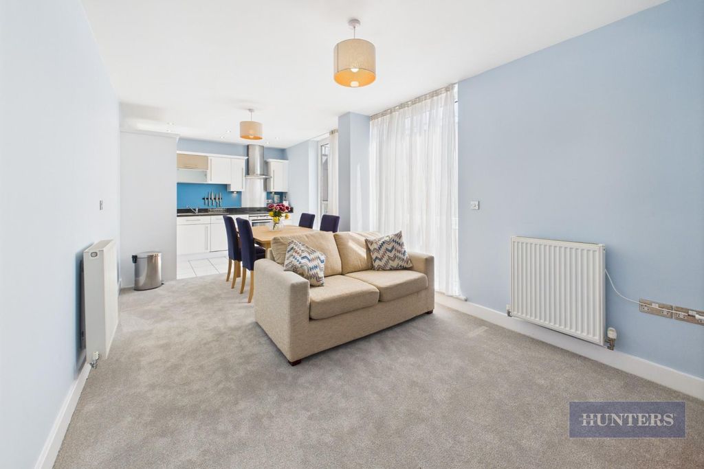 Property photo 2 of 13 Cam05152G0-Pr0097-Still014.Jpg