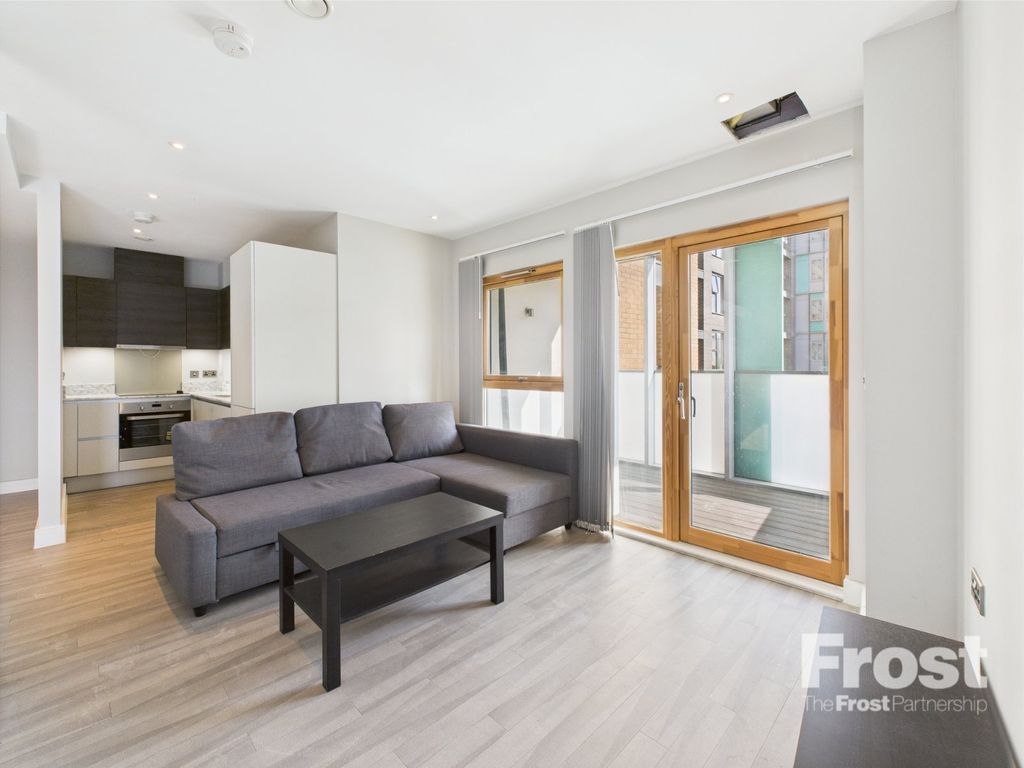 Property photo 3 of 5 Picture No. 11