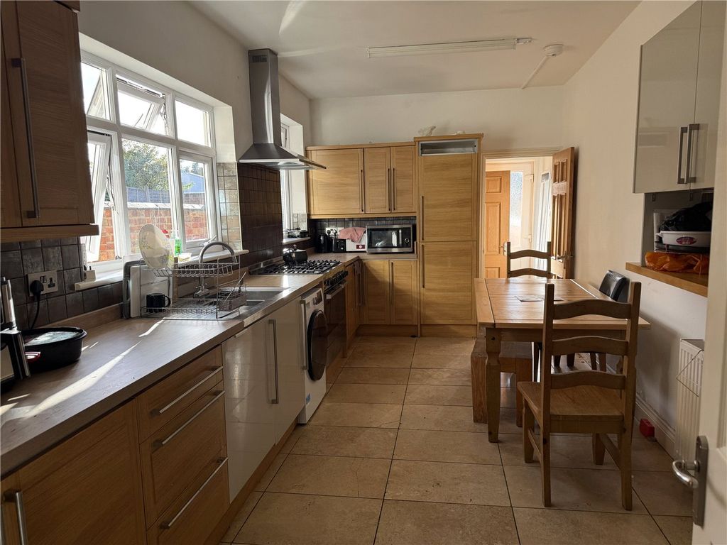 Property photo 2 of 9 Picture No. 01