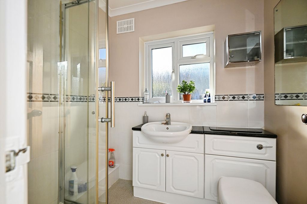 Property photo 3 of 13 Pbox-Img.Jpg