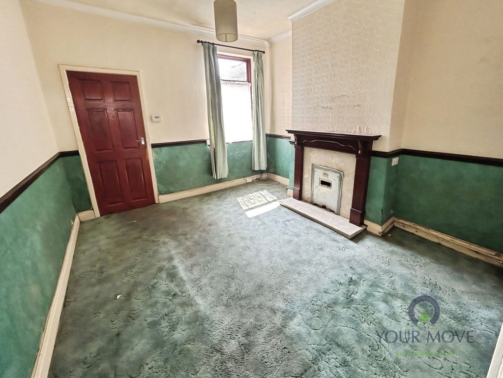 Property photo 2 of 11 Sitting Room