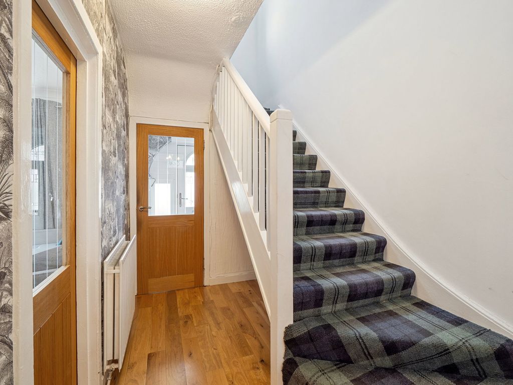 Property photo 3 of 25