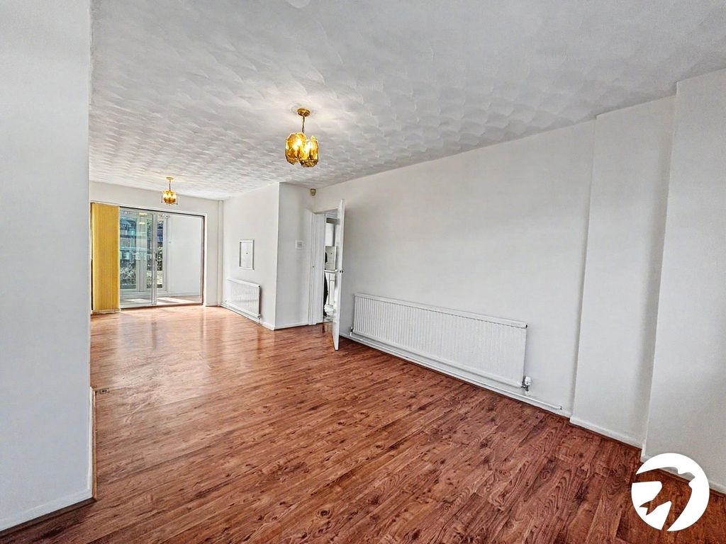 Property photo 3 of 17 Picture No. 08