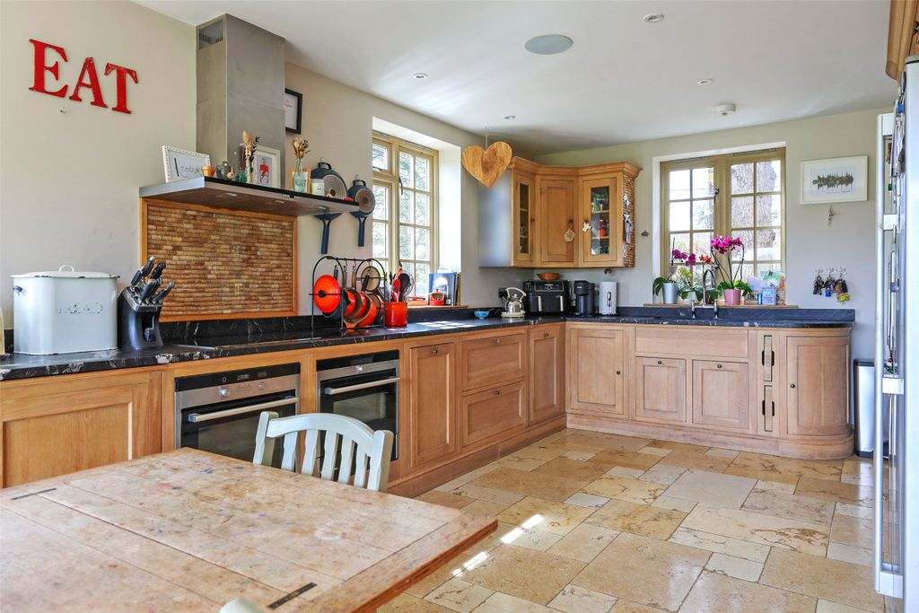 Property photo 3 of 23 Picture No. 07