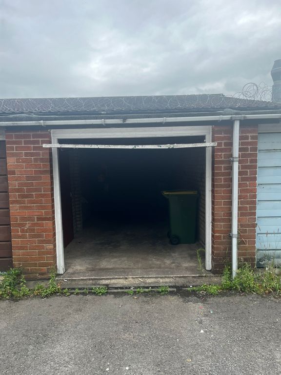 Property photo 2 of 4