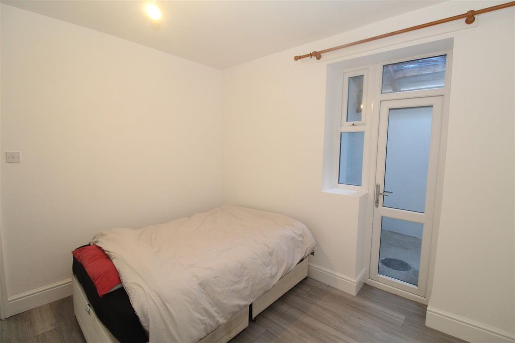 Property photo 3 of 10 Img_0561.Jpg