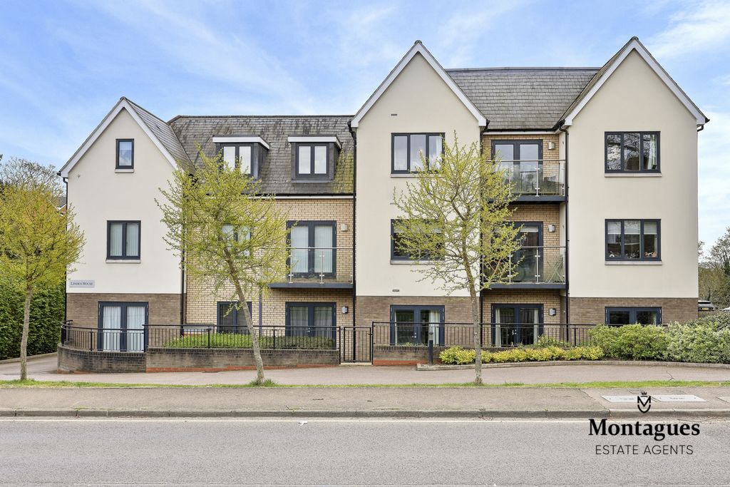 Additional image 21 of 2 bed flat for saleCentre Drive, Epping CM16