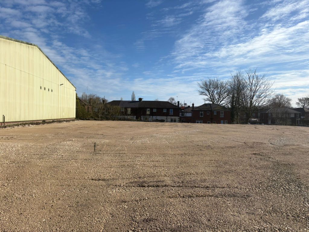 Property photo 1 of 8