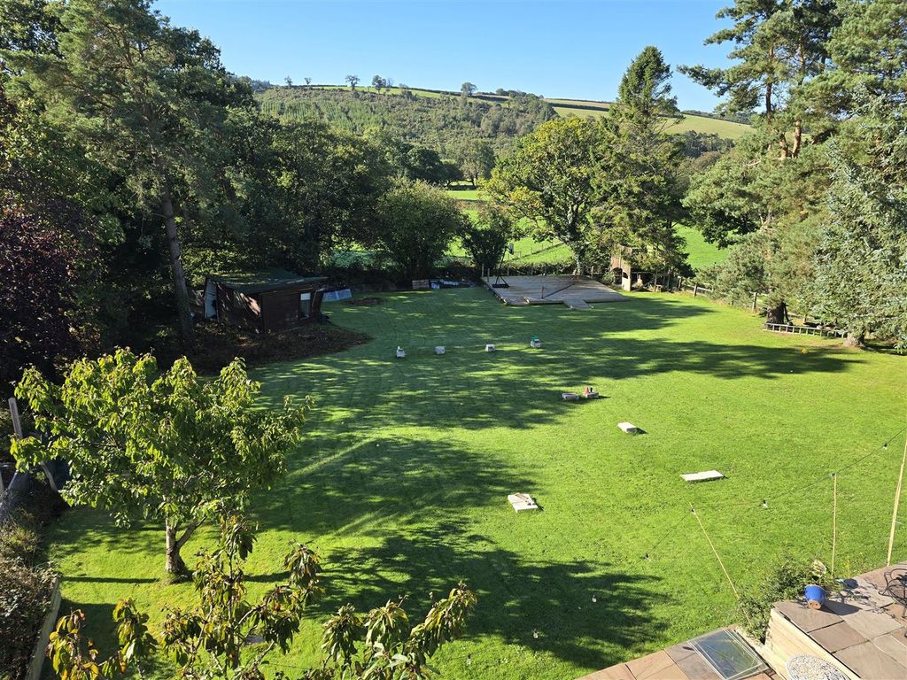 Property photo 3 of 29 20250923_100641.Jpg