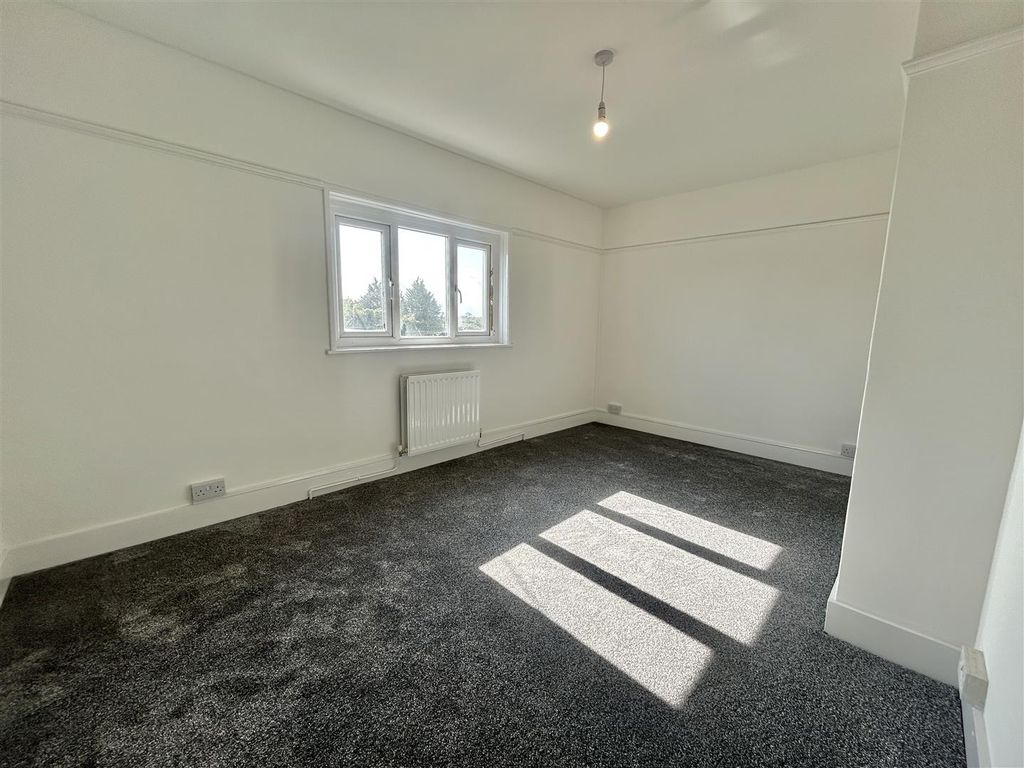 Property photo 3 of 18 Img_4675.Jpeg