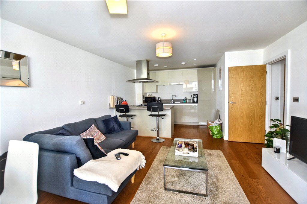 Property photo 2 of 17 Picture No. 18