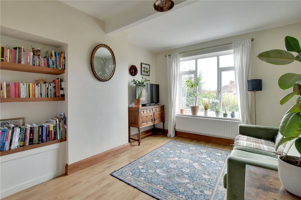 Property photo 3 of 17 Picture No. 05