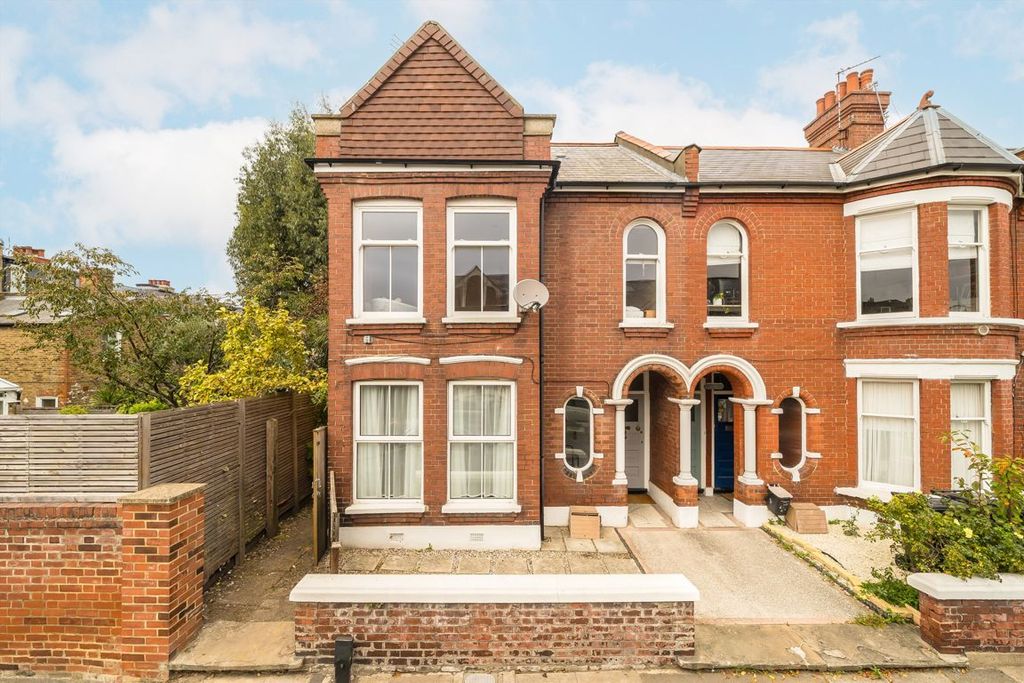 Property photo 1 of 9