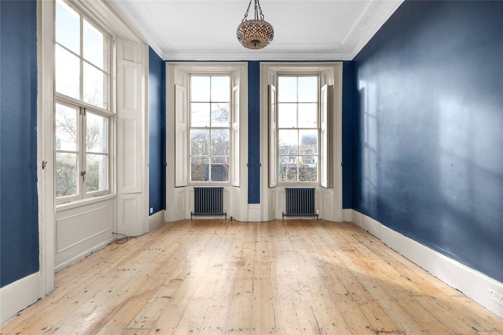 Additional image 18 of 6 bed end terrace house for salePark Crescent, Brighton, East Sussex BN2