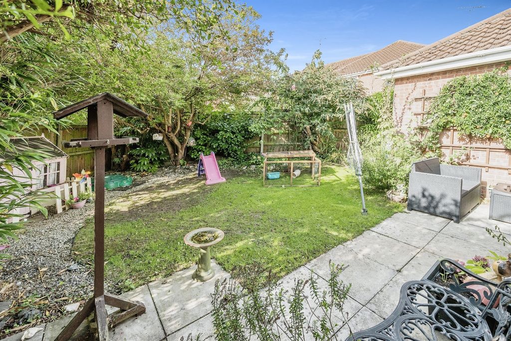Property photo 3 of 15