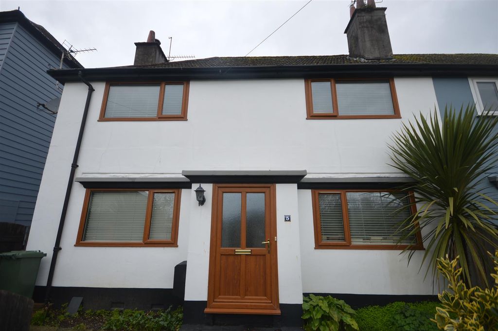 Property photo 2 of 18 Front 1.Jpg