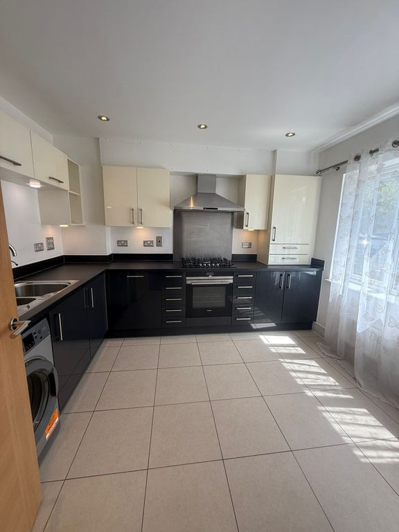 Property photo 1 of 25