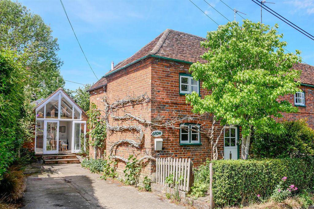 Property photo 1 of 19 Appraoch