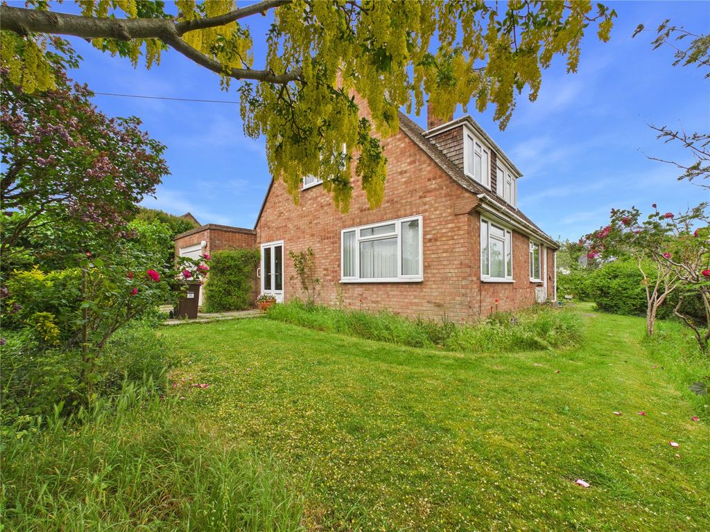 Property photo 1 of 17 Picture No. 06