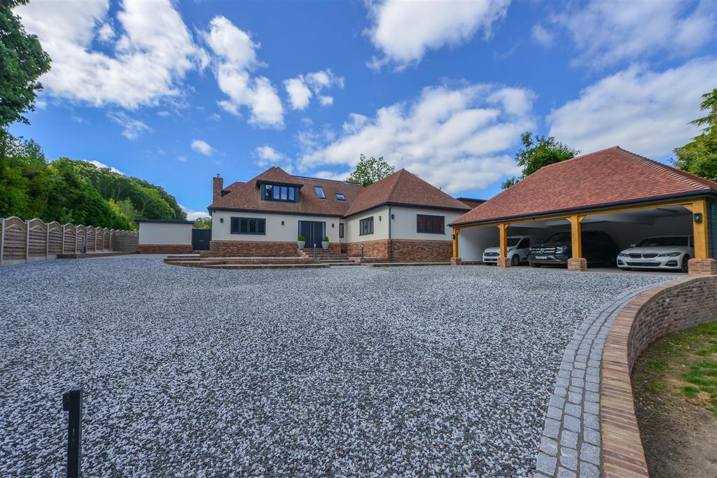 Property photo 1 of 49 The Cedars9.Jpg