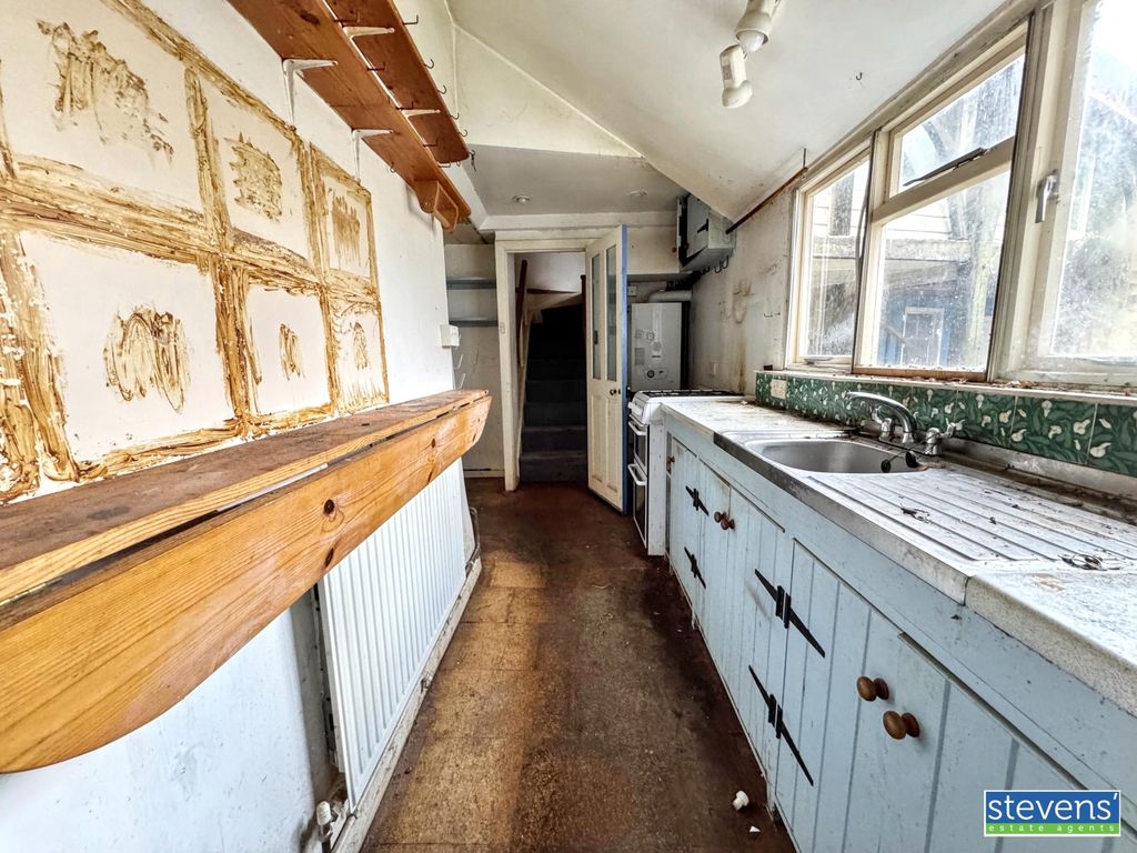 Property photo 3 of 21 Img_7377