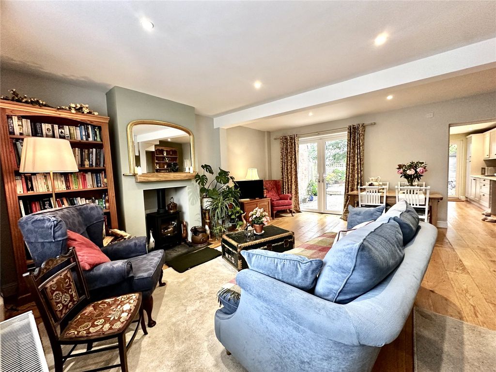 Property photo 3 of 17 Picture No. 21