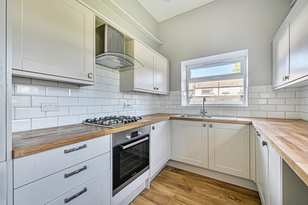 Property photo 2 of 21 Kitchen