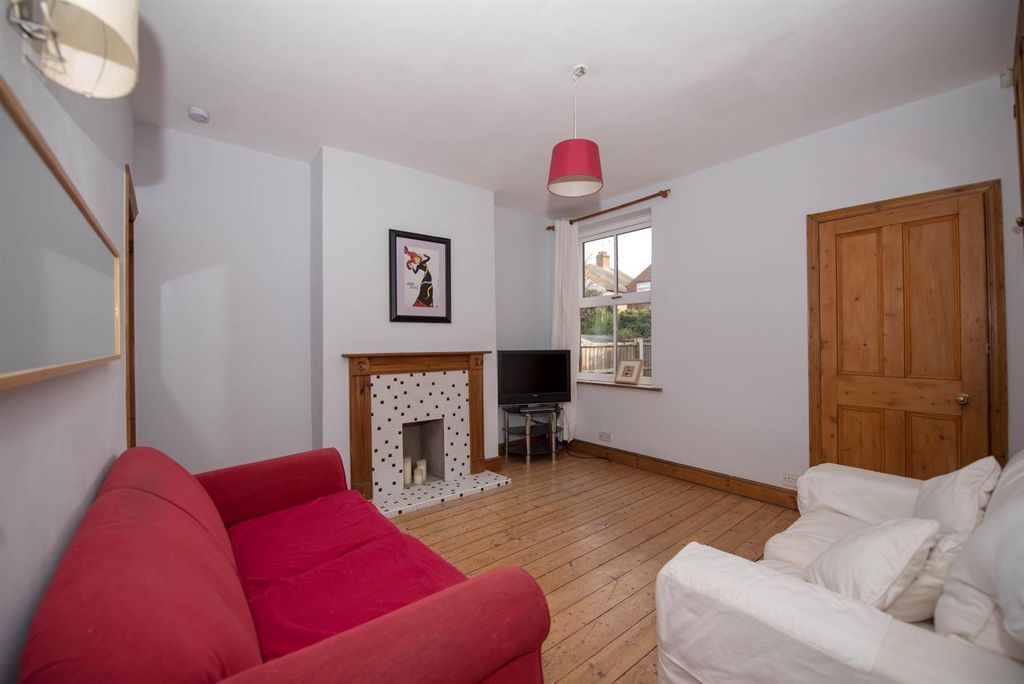 Property photo 3 of 13
