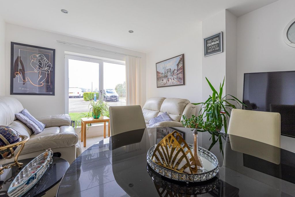 Property photo 2 of 35 53-29.Jpg