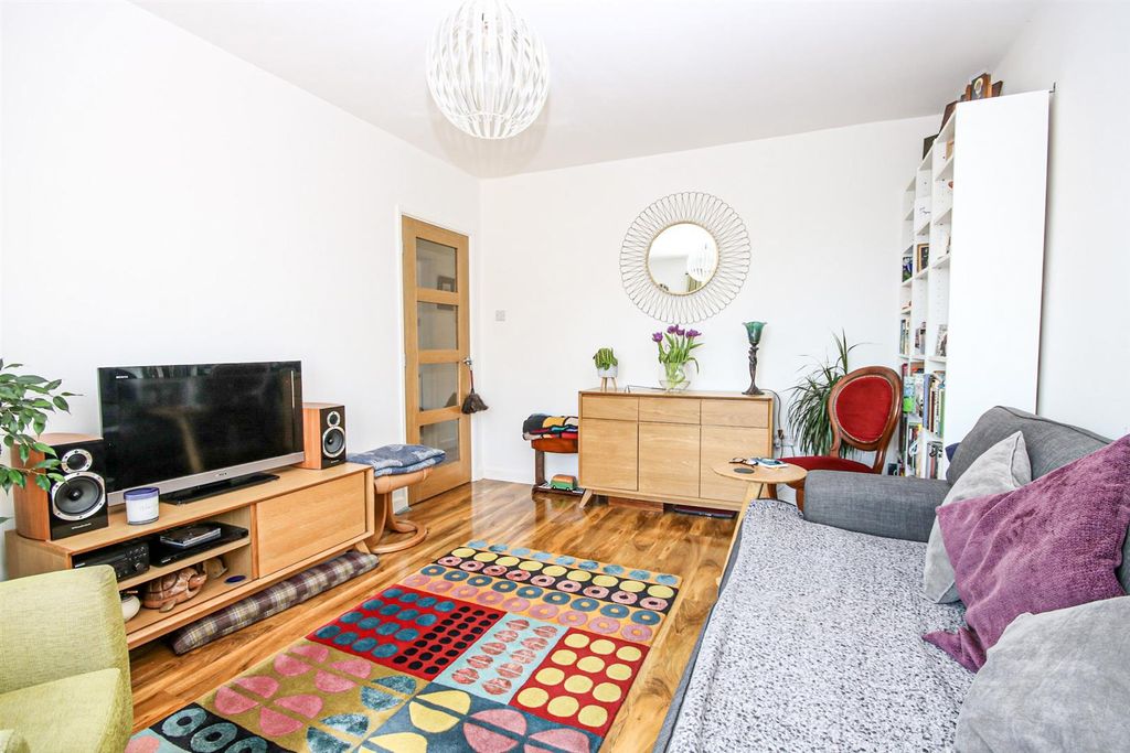 Property photo 3 of 20 12-Img_2596.Jpg