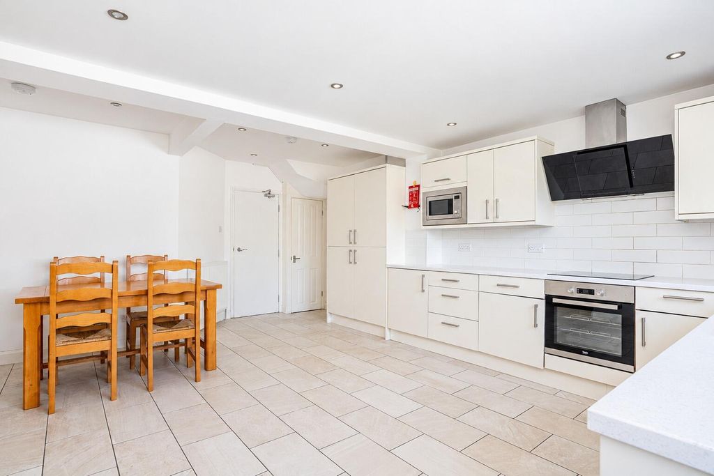 Property photo 2 of 15 Kitchen