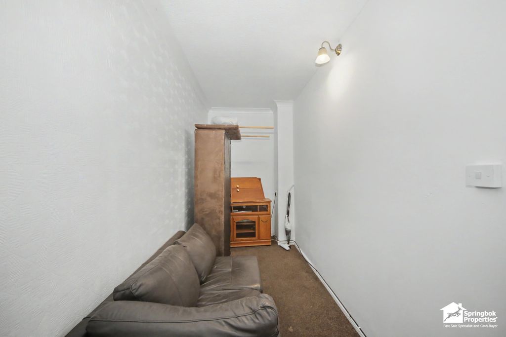 Property photo 2 of 12 Image 1