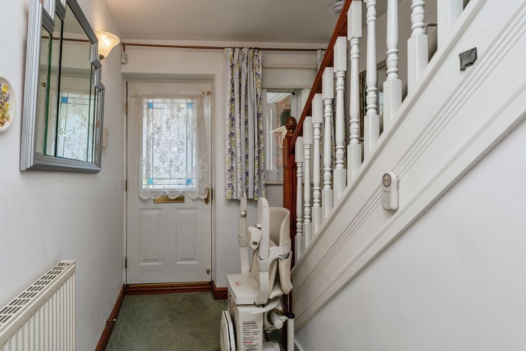 Property photo 2 of 30 Pbox-Img.Jpg