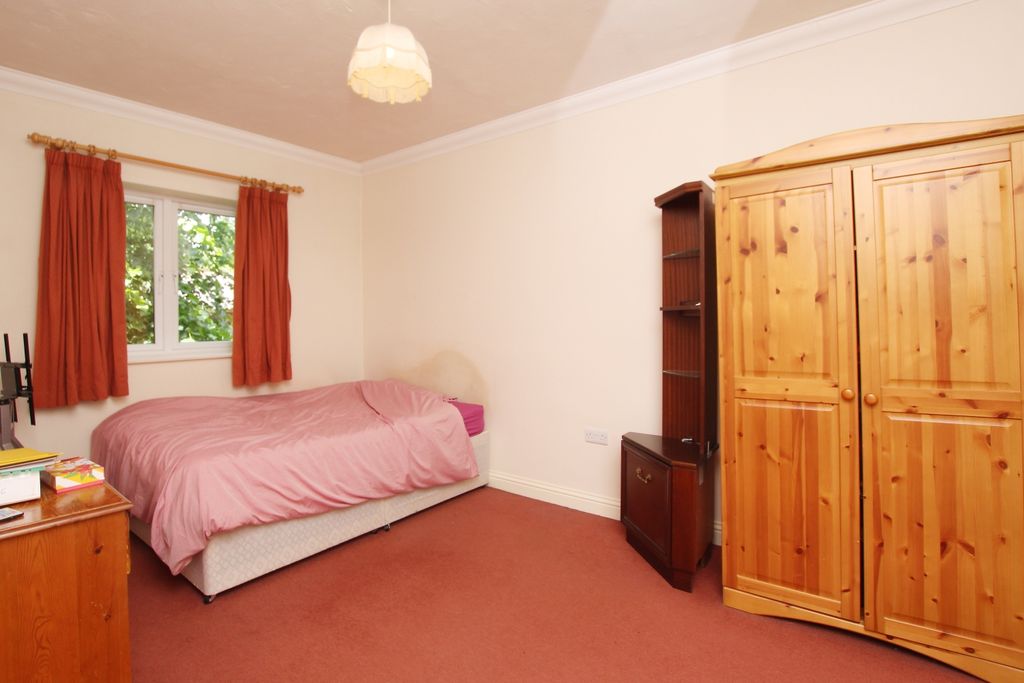 Property photo 3 of 6 Img_9152