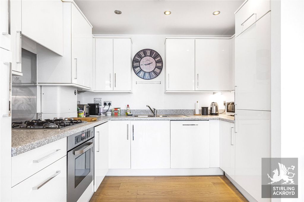 Property photo 3 of 24 Kitchen