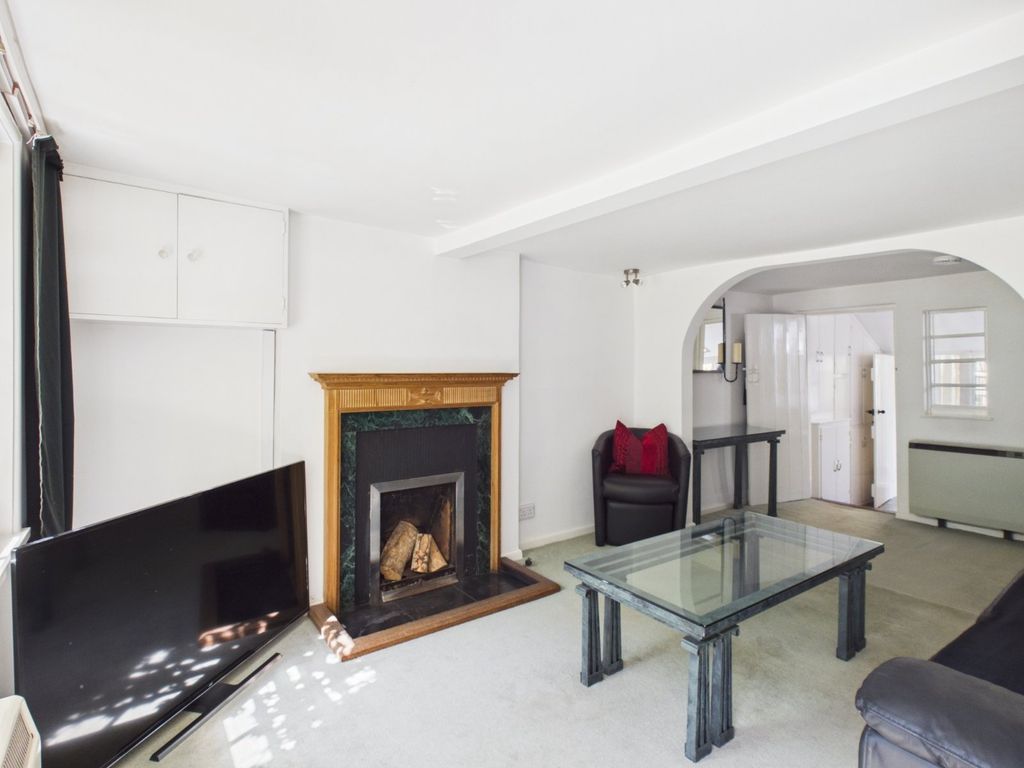 Property photo 3 of 12 Living/Dining Room