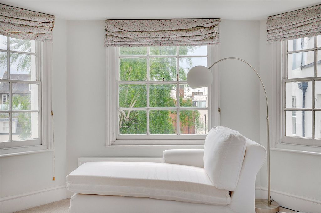Additional image 21 of 5 bed terraced house for saleCanonbury Lane, London N1