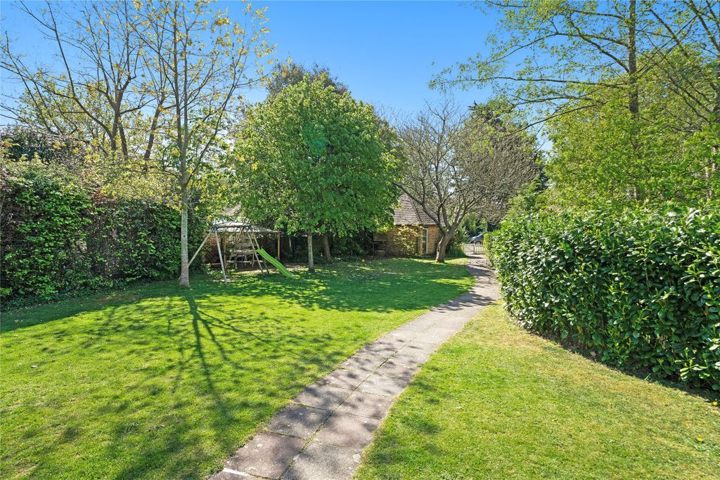 Property photo 3 of 25 Picture No. 40