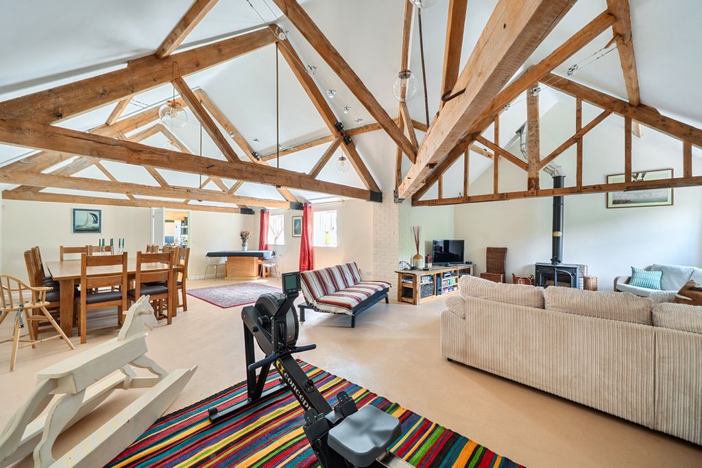 Property photo 1 of 22 Barn Living Area / Studio